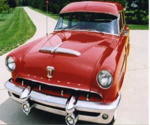 1953 Mercury Monterey  front