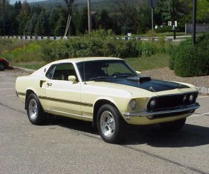 1969 Ford Mustang Mach 1 front