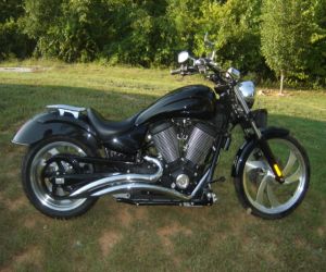 2005 Victory vegas EIGHT BALL right side