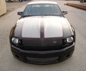 2006 Ford Mustang front