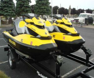 2009 Seadoo RTX 255 IS front