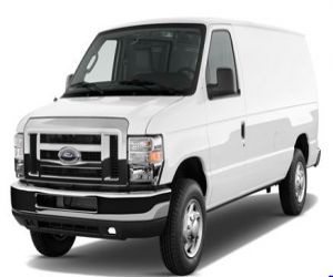 2011 Ford E-150 front