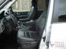 2006 Land Rover SE interior front