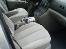2008 Hyundai Entourage Minivan interior front