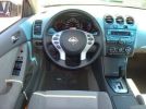 2009 Nissan Altima SL Sedan interior dash