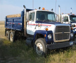 Image of a 1984 Ford 9000