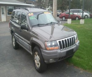 Image of a 1999 Jeep Grand Cherokee